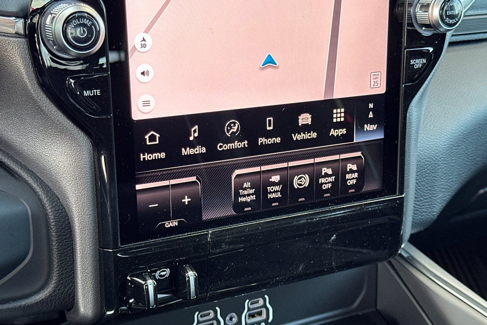 New 2026 RAM 3500 Laramie AWD/4WD image 21