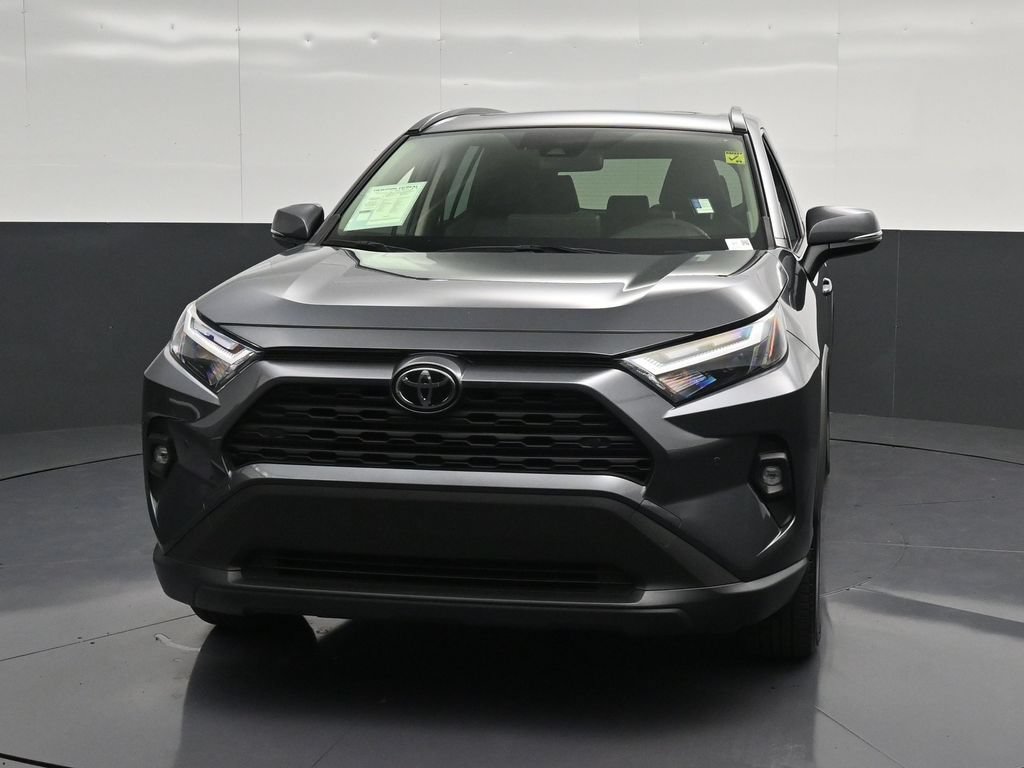 Used 2025 Toyota RAV4 XLE Premium w/ Weather Package AWD/4WD image 6