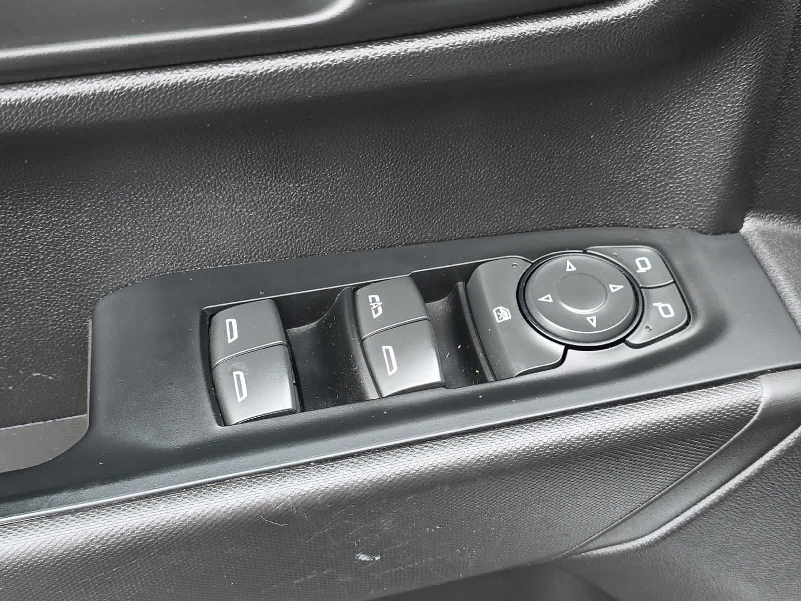 Used 2022 Chevrolet Silverado 1500 Custom AWD/4WD image 13
