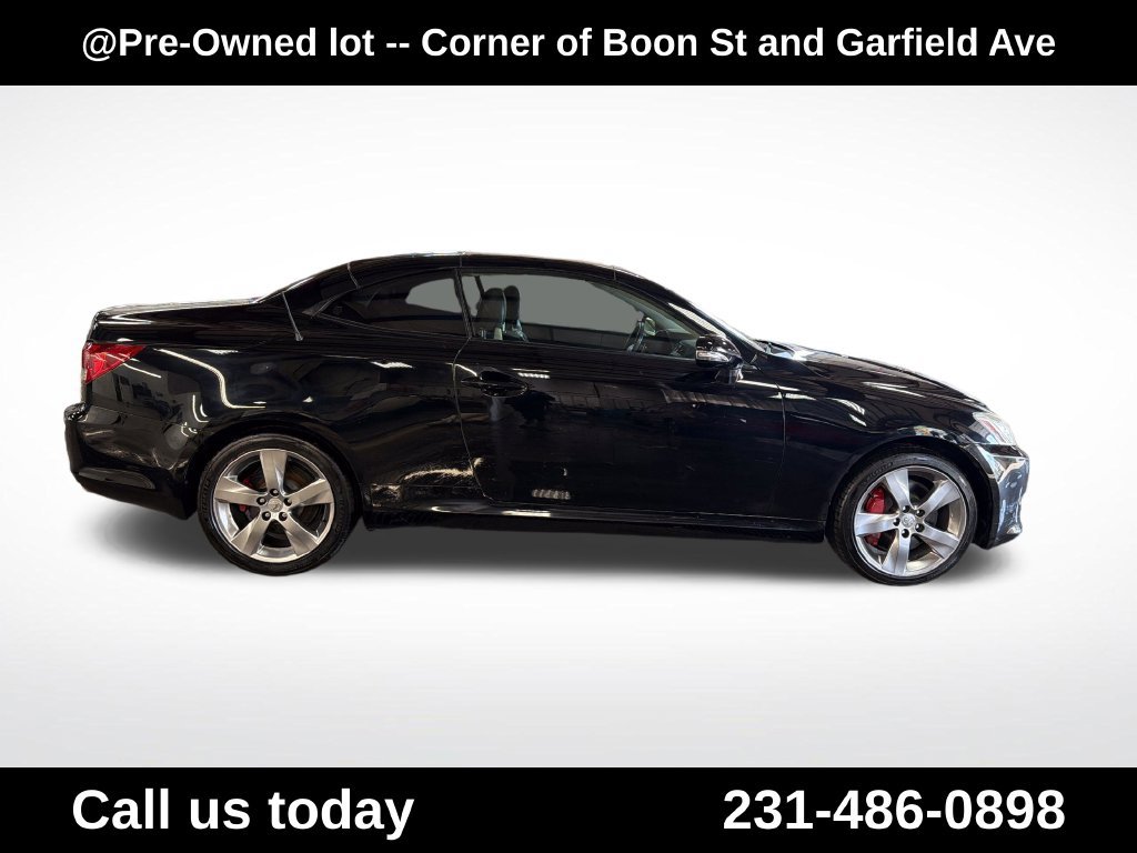 Used 2010 Lexus IS 350C w/ Luxury Pkg RWD image 6