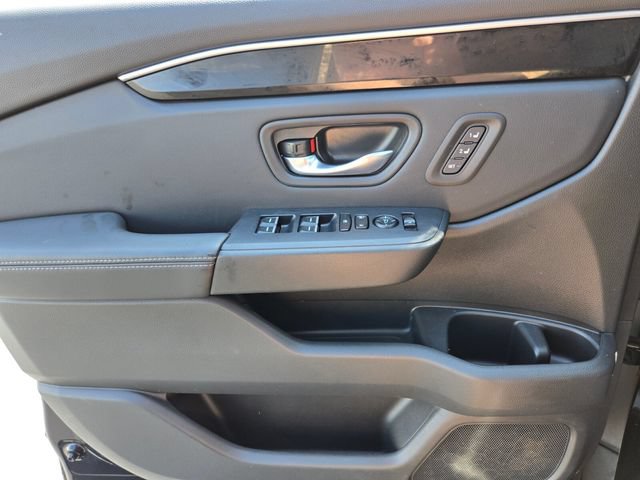 Used 2025 Honda Pilot EX-L image 39