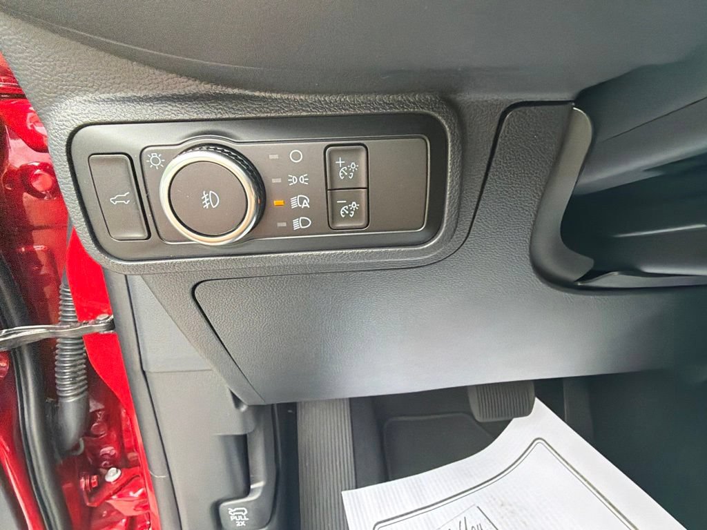 Used 2026 Ford Explorer ST-Line w/ Premium Package RWD image 17