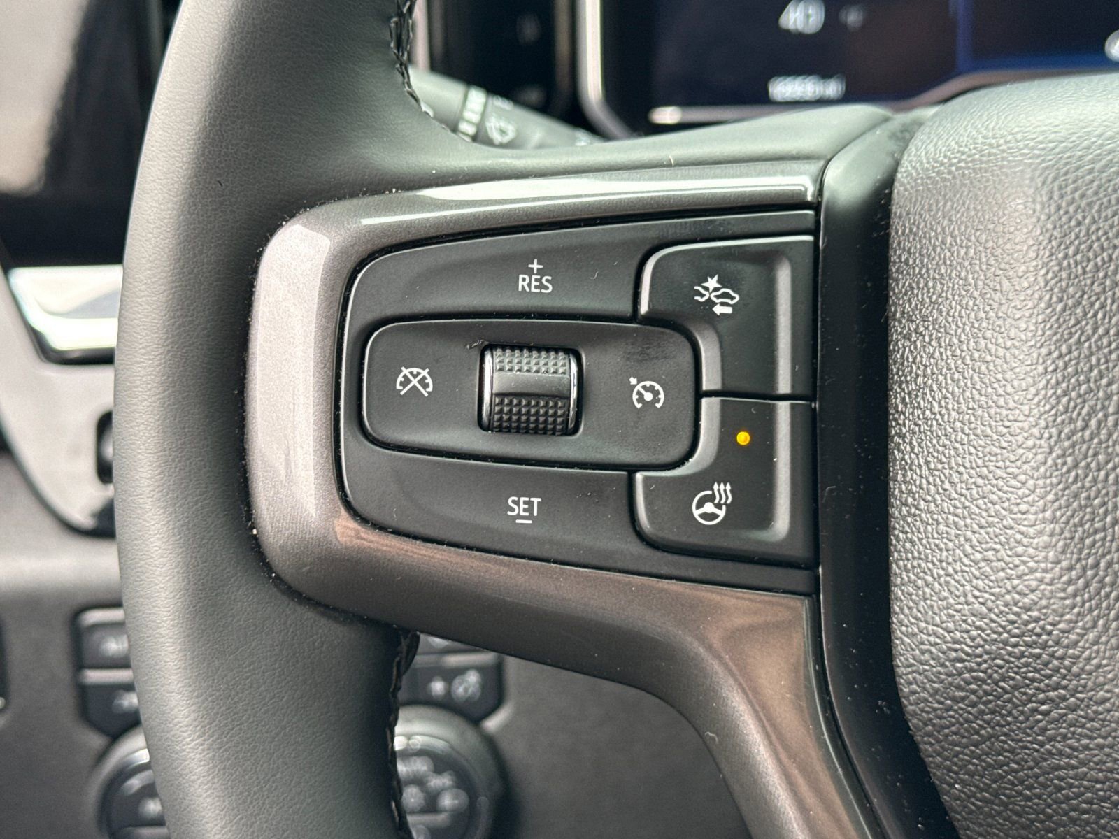 Used 2025 Chevrolet Silverado 3500 High Country w/ Technology Package image 28