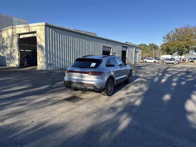 Used 2022 Porsche Macan AWD/4WD image 5