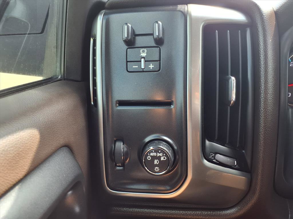 Used 2017 Chevrolet Silverado 1500 LT w/ All Star Edition image 11