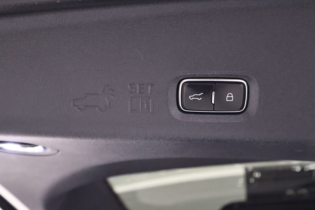 Used 2025 Lincoln Navigator Black Label image 48