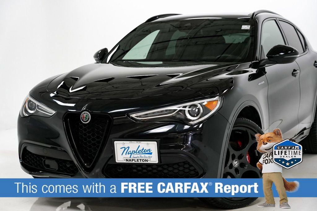 Used 2023 Alfa Romeo Stelvio Veloce image 2