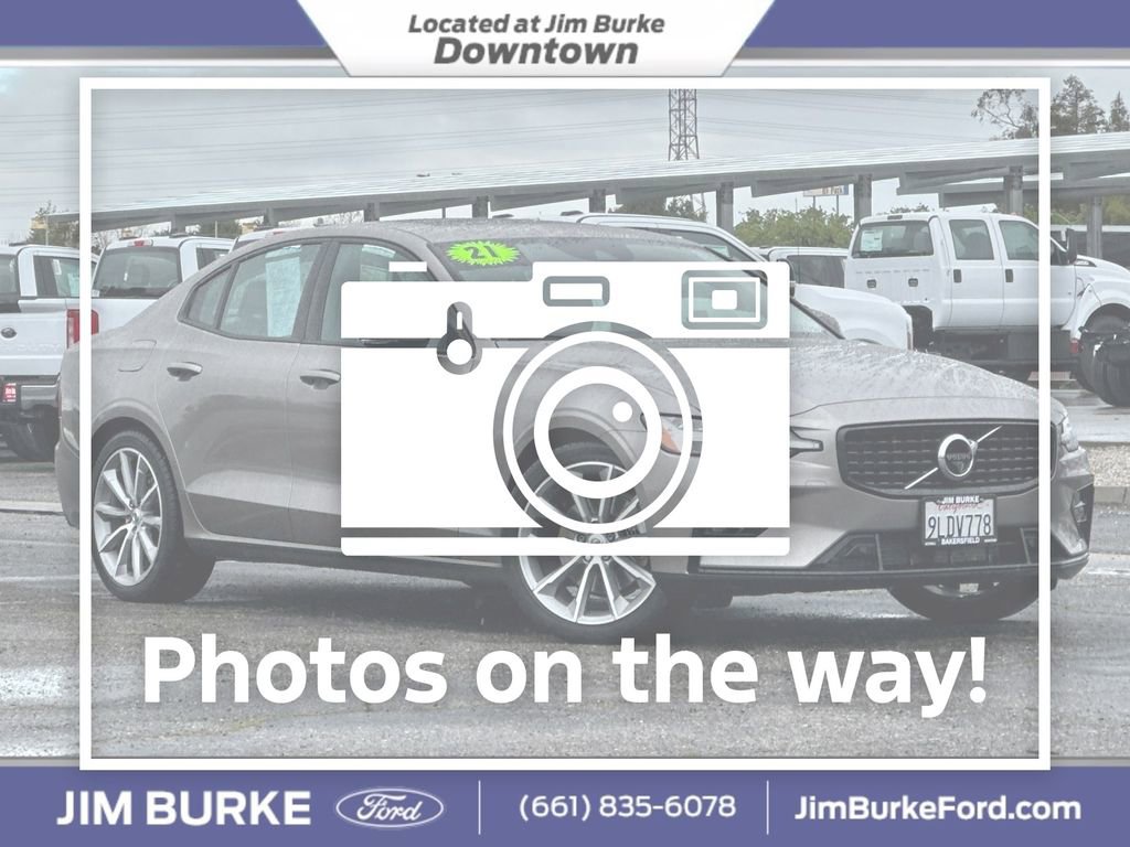 Used 2021 Volvo S60 T5 Momentum w/ Advanced Package image 1