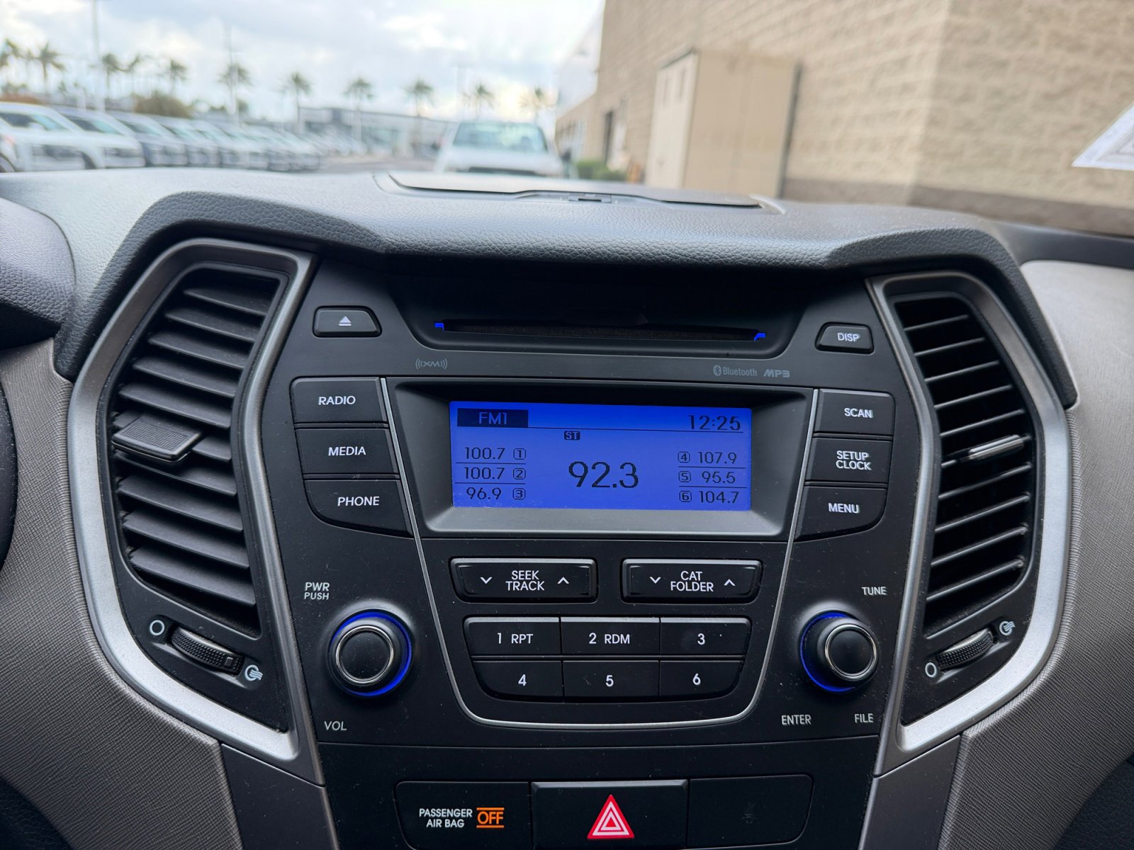 Used 2016 Hyundai Santa Fe Sport image 28