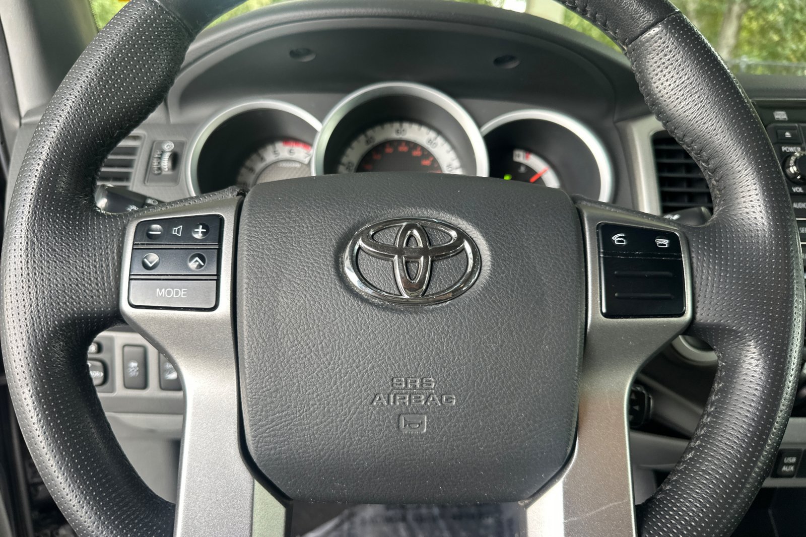 Used 2013 Toyota Tacoma 4x4 Double Cab w/ TRD Off-Road Pkg image 23