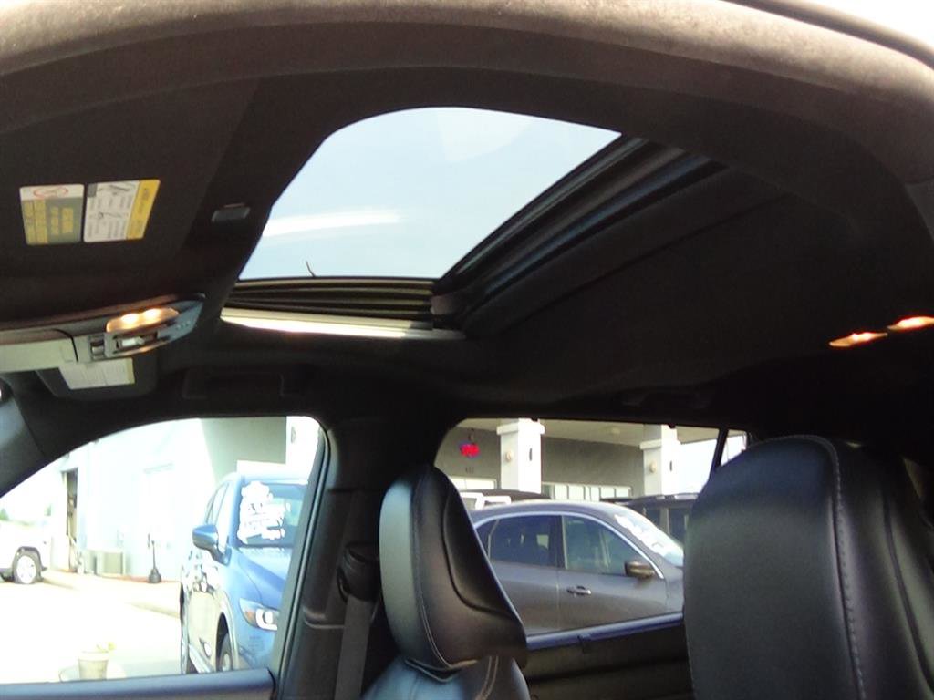 Used 2023 Toyota Highlander XSE image 17