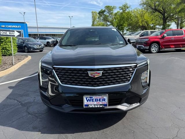 Used 2024 Cadillac XT4 Premium Luxury FWD image 8