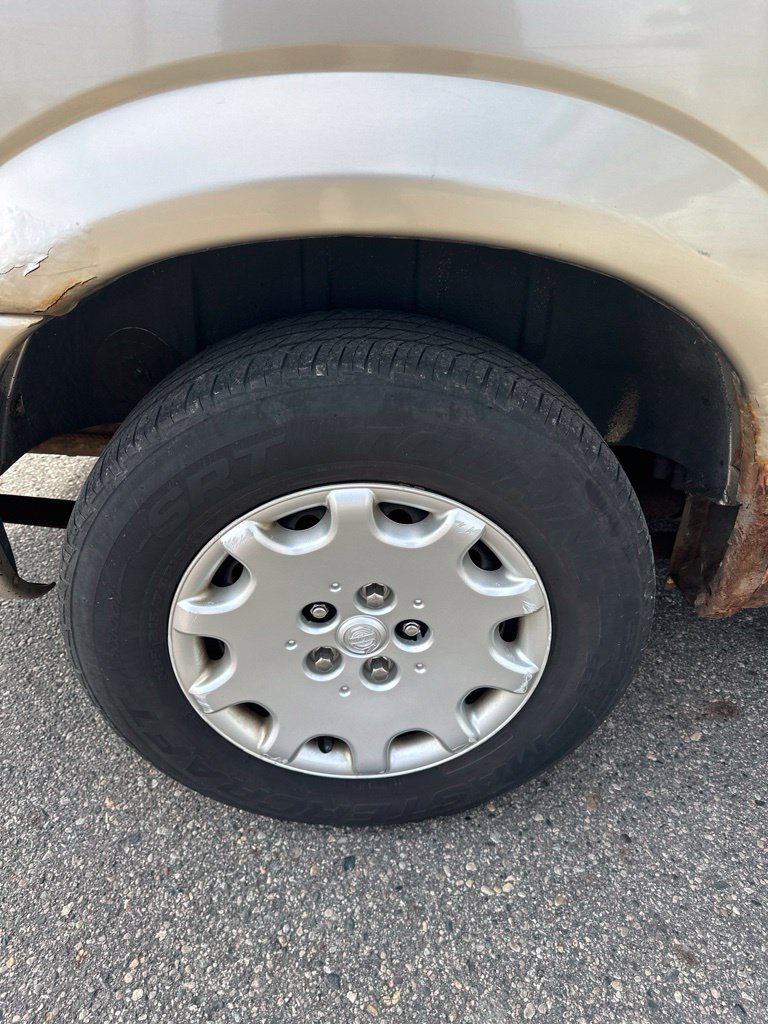 Used 2004 Chrysler Town & Country LX w/ Popular Equipment Group FWD image 19