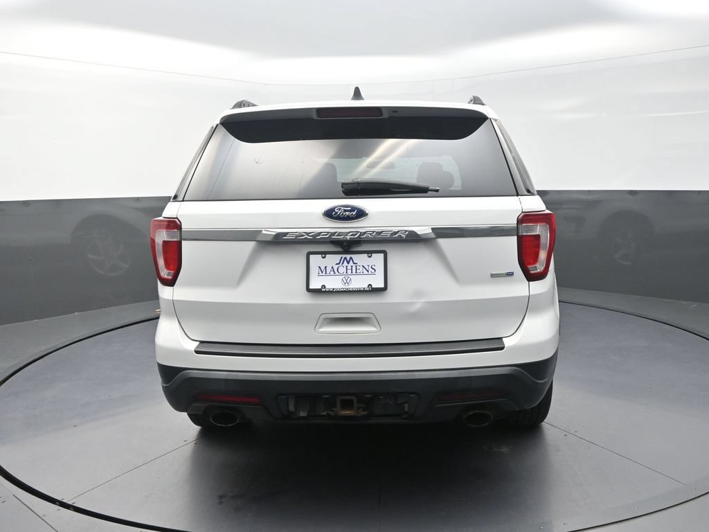 Used 2018 Ford Explorer 4WD w/ Class II Trailer Tow Package image 9
