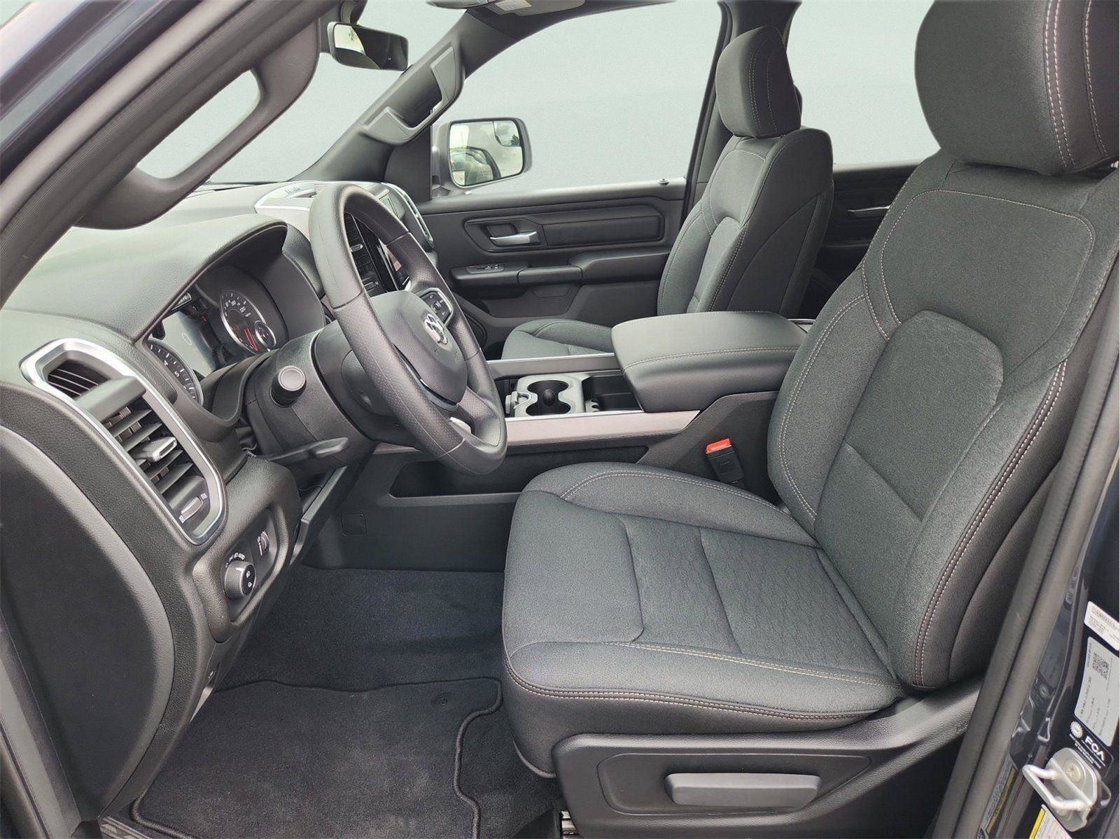 New 2026 RAM 1500 Express AWD/4WD image 12