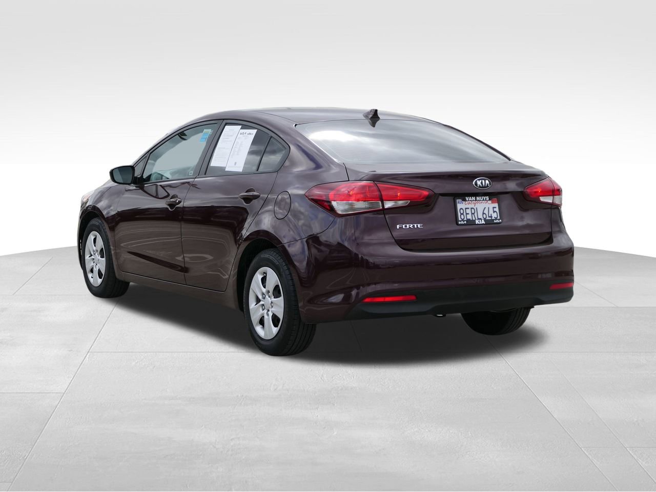 Used 2018 Kia Forte LX w/ LX Rear Camera Package image 9