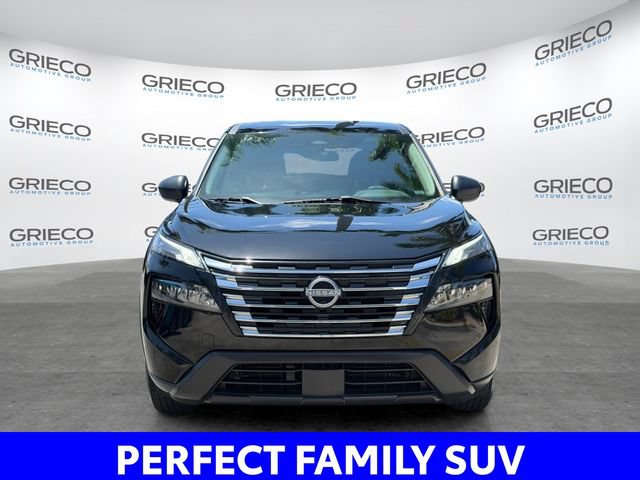 Used 2024 Nissan Rogue S FWD image 2
