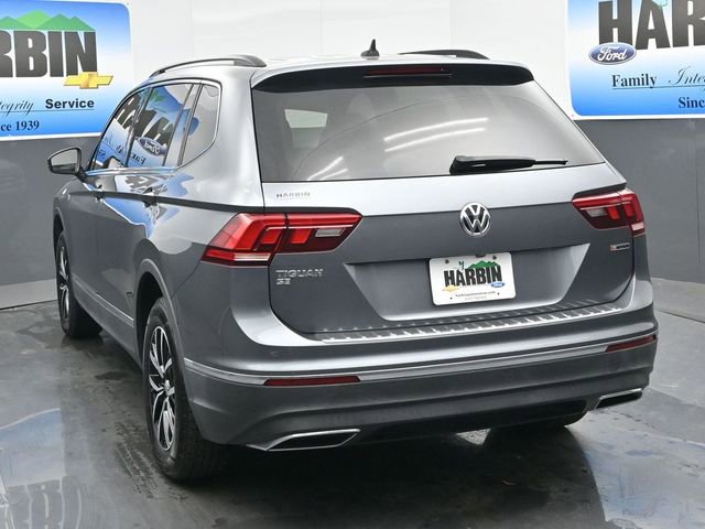 Used 2021 Volkswagen Tiguan SE w/ Panoramic Sunroof Package image 4