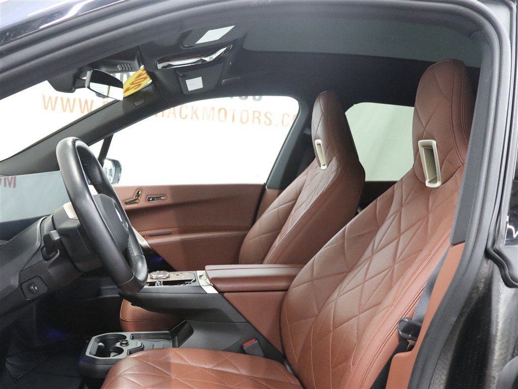 Used 2023 BMW iX M60 w/ Executive Package AWD/4WD image 15