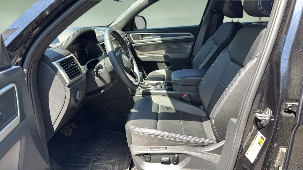 Used 2023 Volkswagen Atlas Cross Sport SEL AWD/4WD image 18