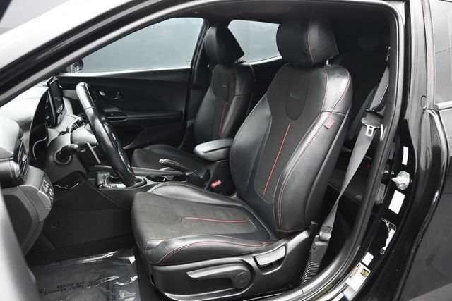 Used 2019 Hyundai Veloster 2.0 Premium FWD image 5