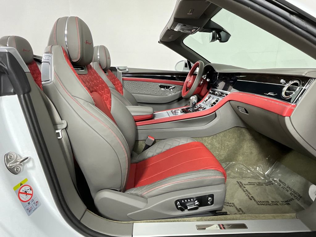 Used 2022 Bentley Continental GT Speed image 16