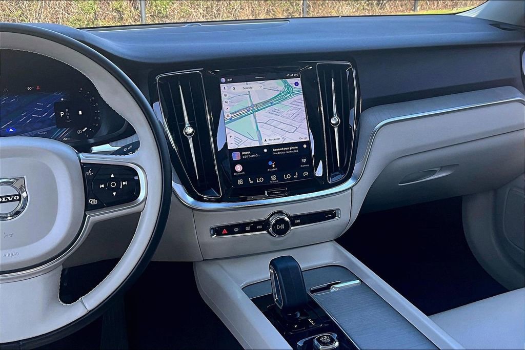 Used 2024 Volvo S60 B5 Plus image 9