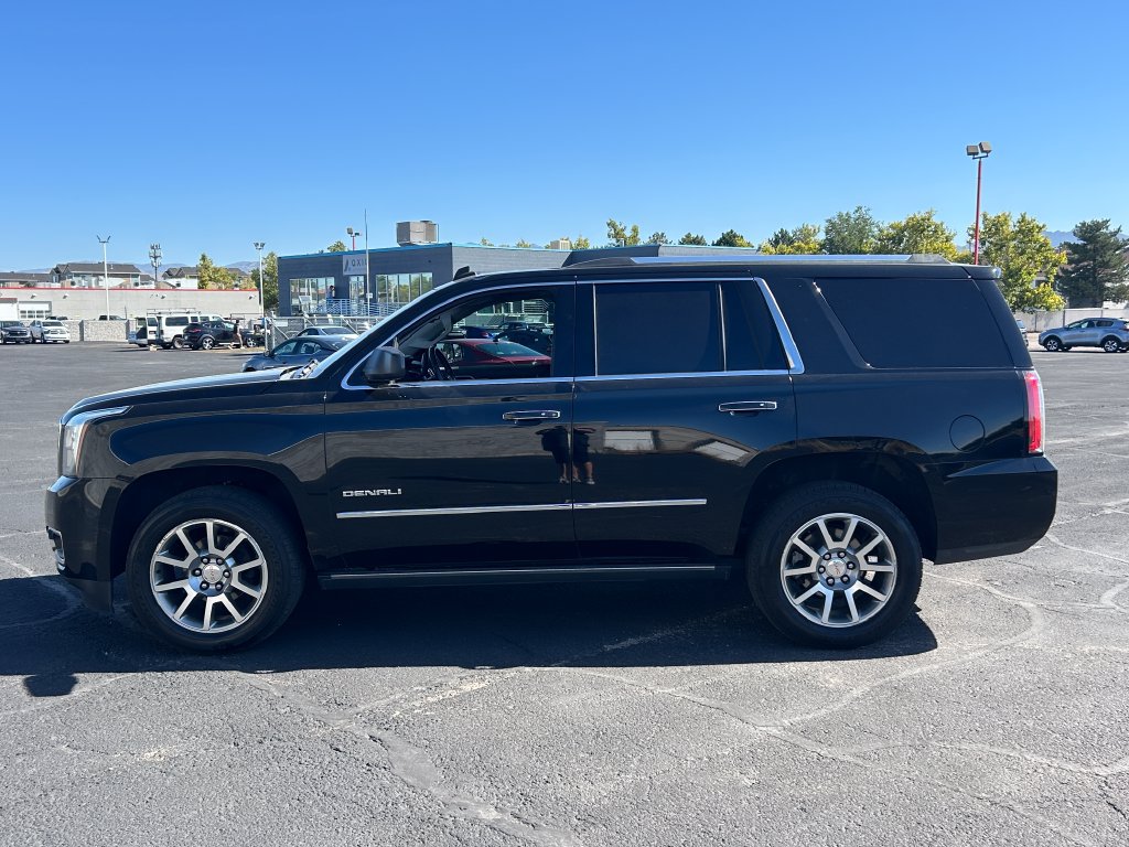 Used 2015 GMC Yukon Denali w/ Touring Package AWD/4WD image 6
