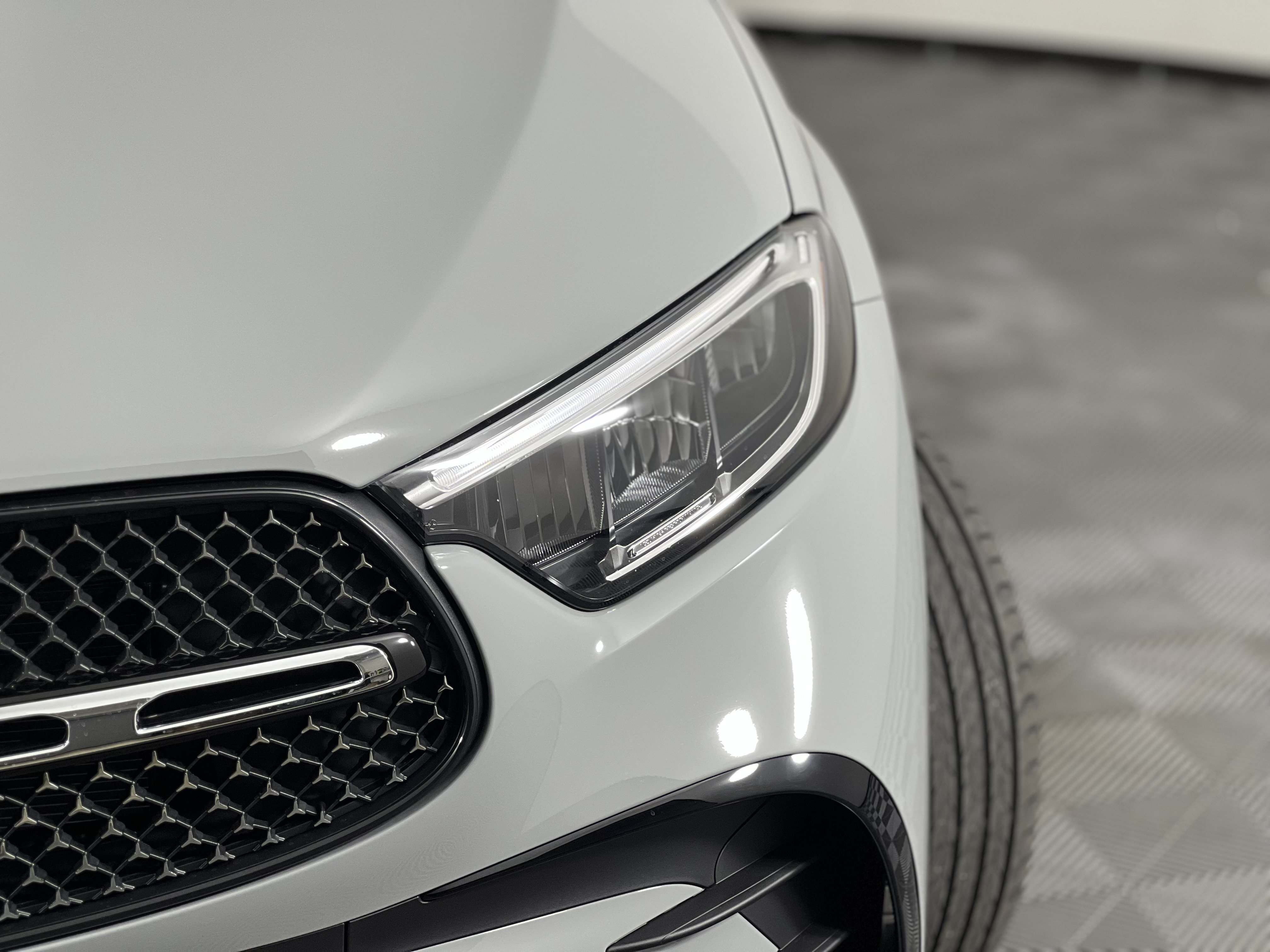 New 2027 Mercedes-Benz GLC 300 4MATIC image 5