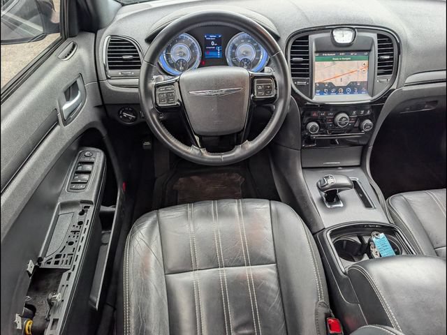 Used 2014 Chrysler 300 S RWD image 7