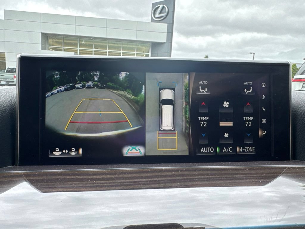 Used 2017 Lexus LX 570 4WD w/ Luxury Package image 26