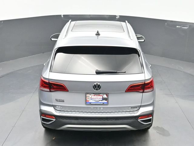 Used 2024 Volkswagen Taos SEL image 34