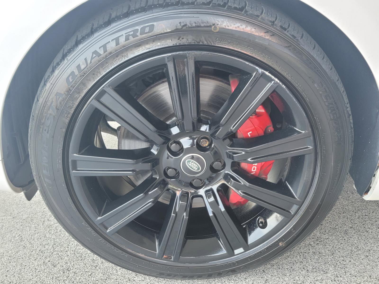 Used 2019 Land Rover Range Rover Sport HST image 6