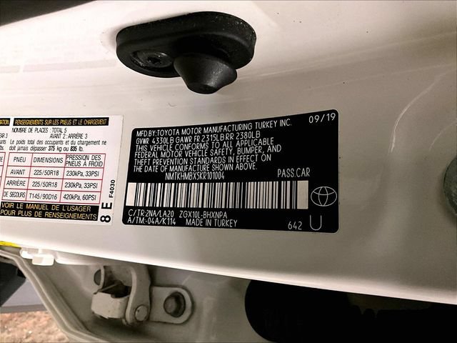 Used 2019 Toyota C-HR Limited FWD image 32