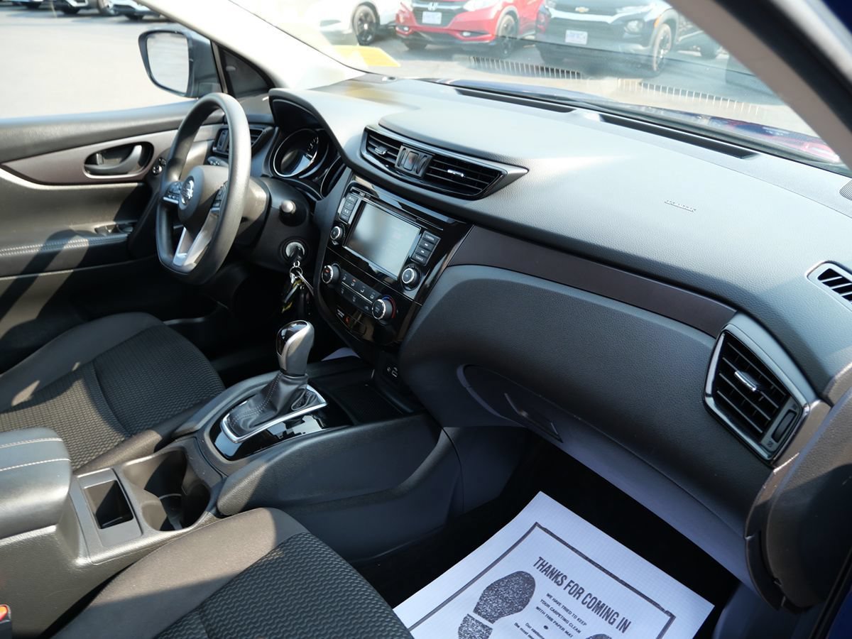 Used 2020 Nissan Rogue Sport S AWD/4WD image 28