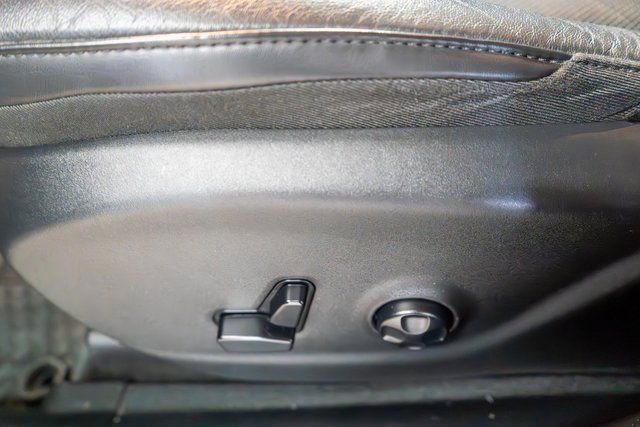 Used 2020 Jeep Cherokee Limited image 19