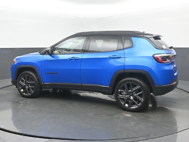 New 2026 Jeep Compass Limited w/ Sun, Sound & Navigation Group AWD/4WD image 3