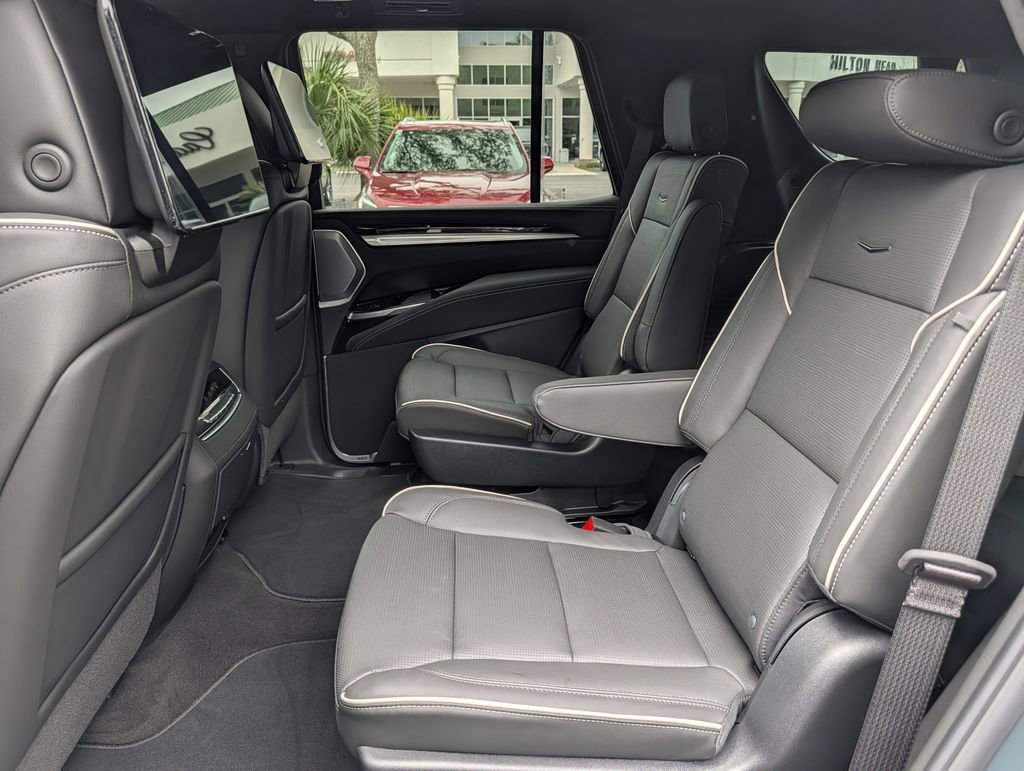 New 2026 Cadillac Escalade Sport w/ Touring Package AWD/4WD image 17