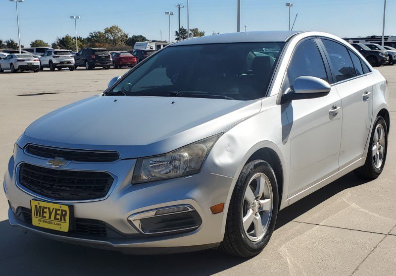 Used 2016 Chevrolet Cruze LT image 4