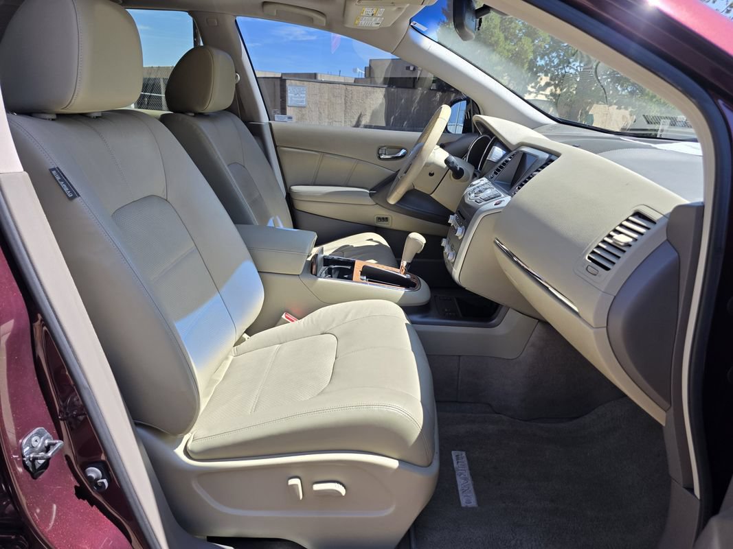 Used 2013 Nissan Murano LE w/ Platinum Pkg AWD/4WD image 23