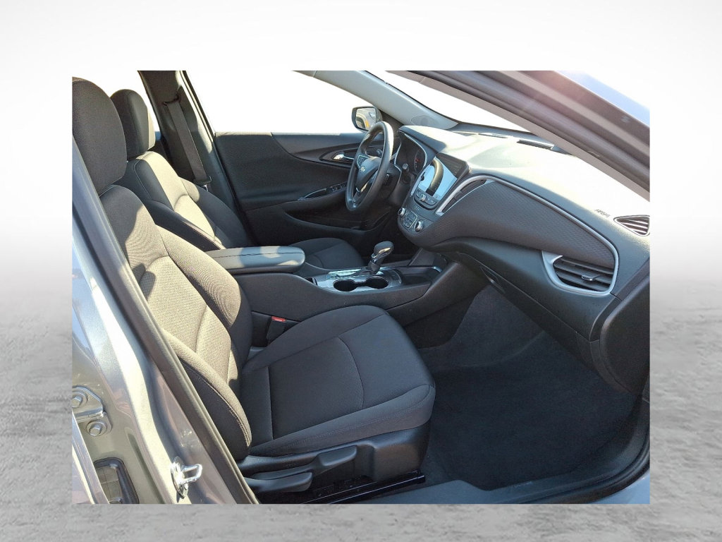 Used 2023 Chevrolet Malibu LT image 11