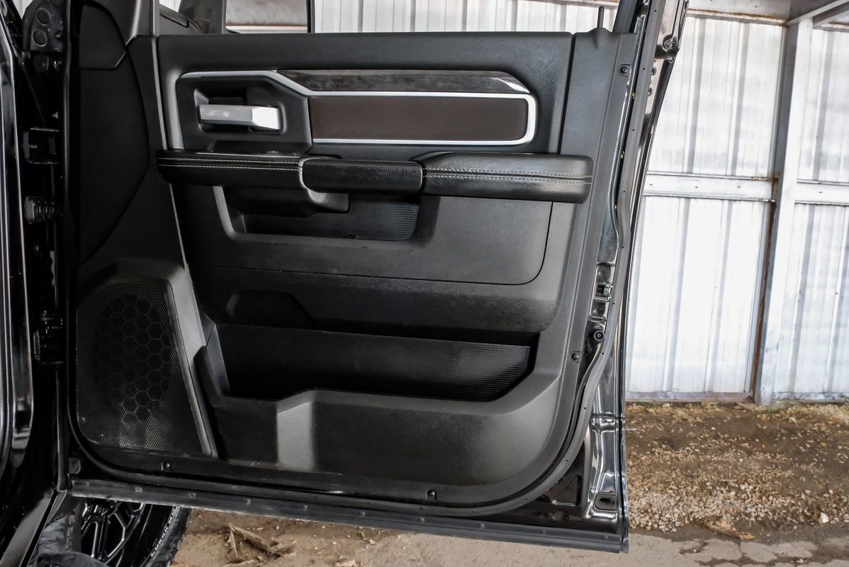 Used 2024 RAM 2500 Big Horn AWD/4WD image 44