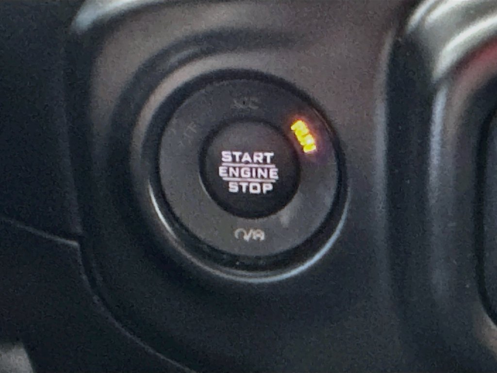 Used 2020 Jeep Wrangler Sport AWD/4WD image 26
