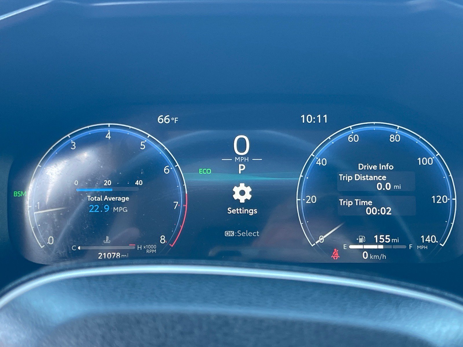 Used 2023 Toyota RAV4 Limited w/ Limited Grade Weather Package FWD image 4