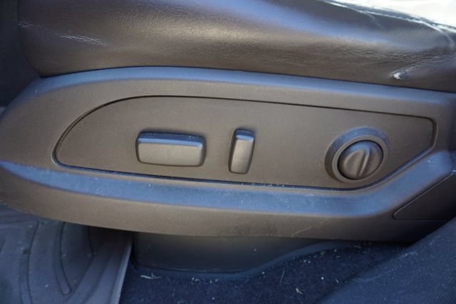 Used 2014 Buick Enclave Leather FWD image 16