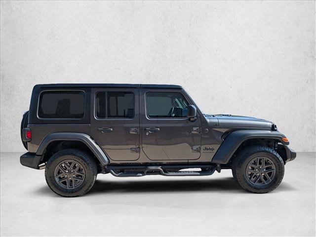 Used 2024 Jeep Wrangler Unlimited Sport AWD/4WD image 5