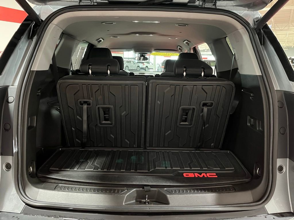 Certified 2023 GMC Acadia SLE w/ Driver Convenience Package image 17