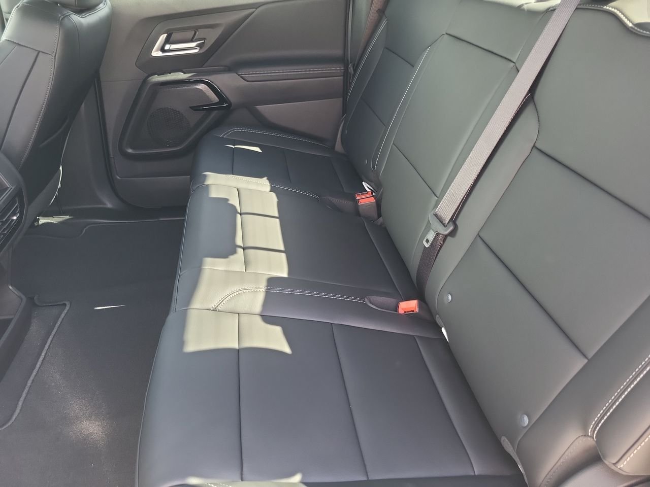 New 2026 Chevrolet Silverado EV LT AWD/4WD image 67