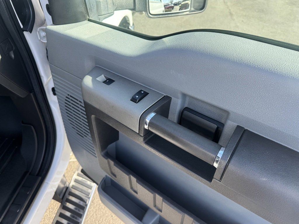 Used 2012 Ford F250 XLT w/ XLT Premium Pkg image 31