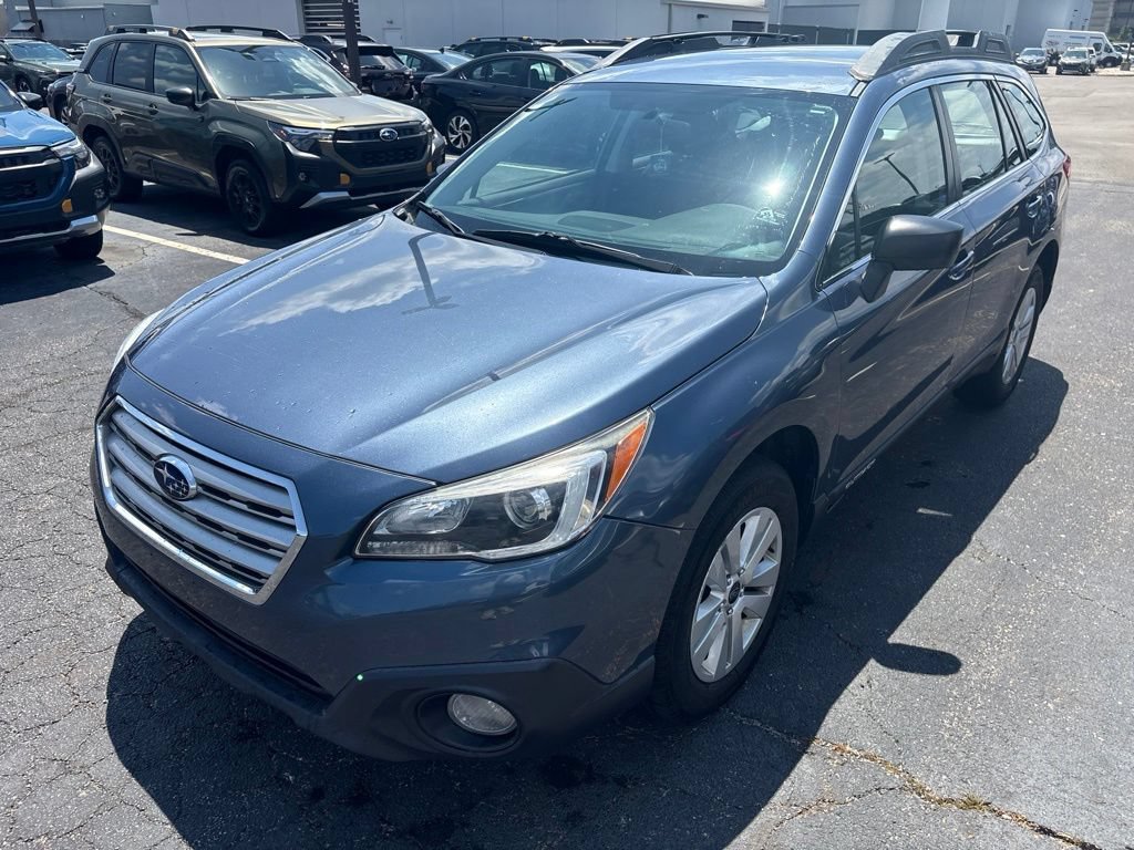 Used 2017 Subaru Outback 2.5i AWD/4WD image 6